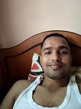 Snapshot of Mumbai_handsom92 chatting on February 2, 4:11 am Mumbai handsom92 online show from February 2, 4:11 am