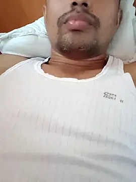 Snapshot of Mumbai_handsom92 chatting on February 15, 8:13 am Mumbai handsom92 online show from February 15, 8:13 am