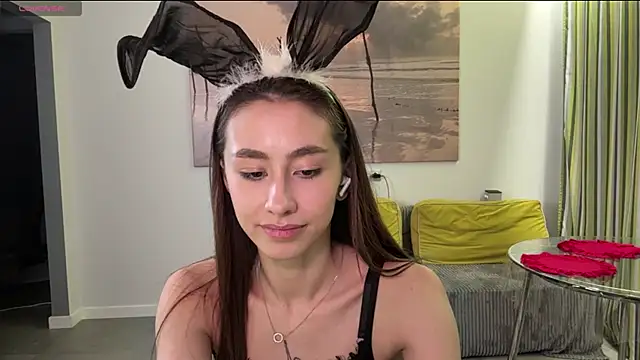 Snapshot of DeliaPesta chatting on February 26, 7:46 pm DeliaPesta online show from February 26, 7:46 pm