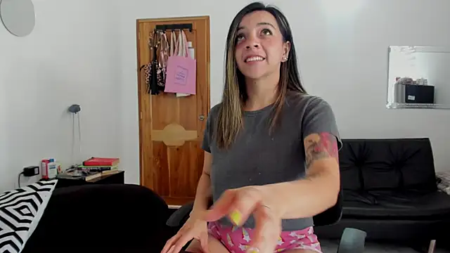 Ana-Spencer online show from April 14, 2:45 pm