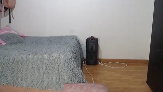 Snapshot of stefania1_moon chatting on February 24, 11:58 pm stefania1 moon online show from February 24, 11:58 pm