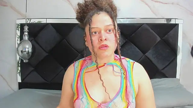 Snapshot of IrinaVoshh_ chatting on February 6, 7:17 pm IrinaVoshh online show from February 6, 7:17 pm