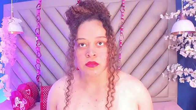 Snapshot of IrinaVoshh_ chatting on February 19, 7:21 pm IrinaVoshh online show from February 19, 7:21 pm