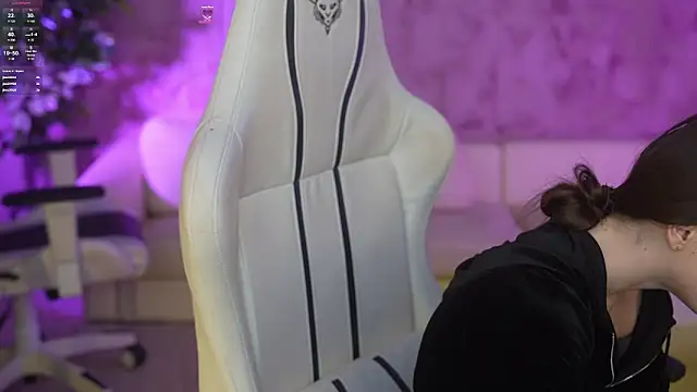 Zlata Sky online show from March 13, 9:37 pm