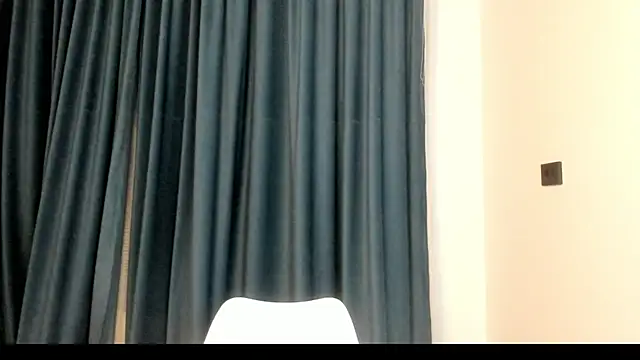 Snapshot of luna_yum chatting on March 1, 7:38 pm luna yum online show from March 1, 7:38 pm