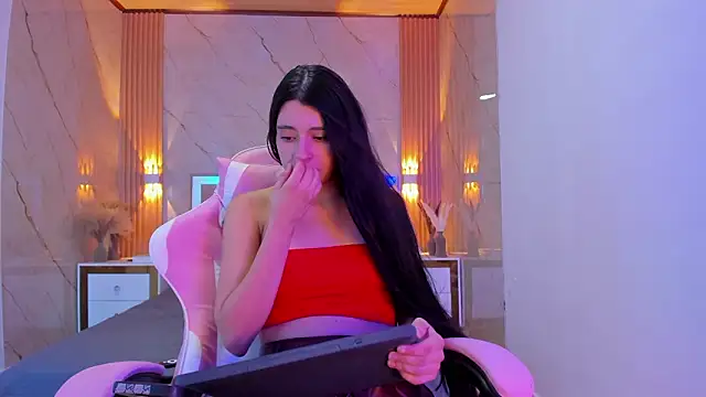 Snapshot of avigail_xo chatting on February 7, 12:42 pm avigail xo online show from February 7, 12:42 pm