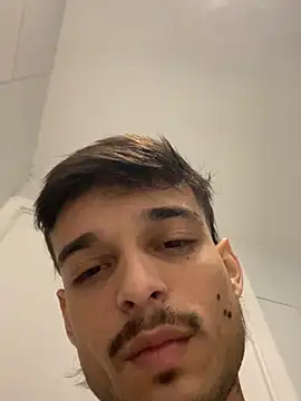 Snapshot of ruffvip chatting on February 14, 12:13 pm ruffvip online show from February 14, 12:13 pm