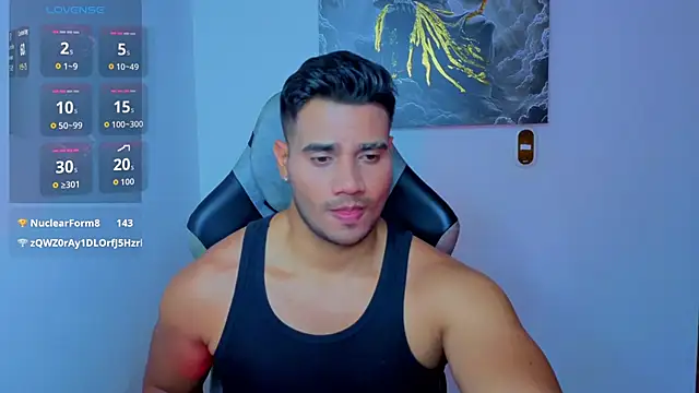 AndresRodriguez1 online show from May 24, 11:21 pm