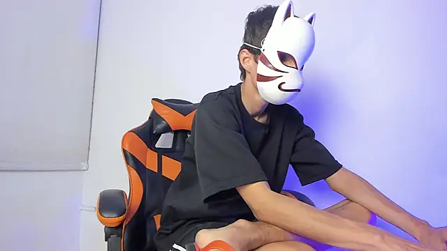 Senpai Lover  online show from March 20, 8:35 pm