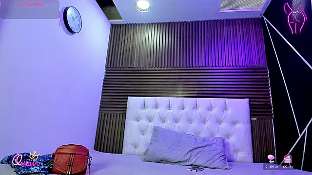 shaden  online show from April 8, 8:09 pm