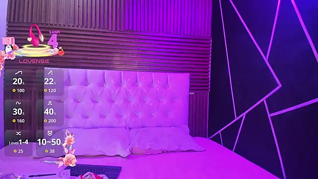 shaden  online show from May 15, 11:45 pm