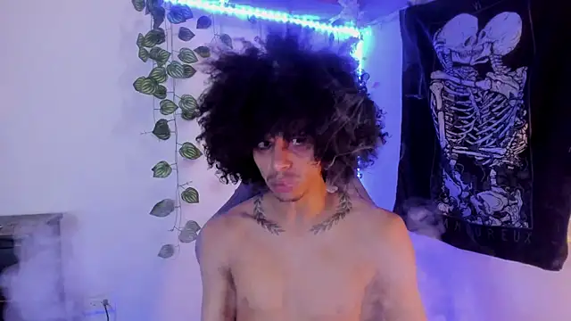 Aaron Hopper online show from February 25, 1:21 pm