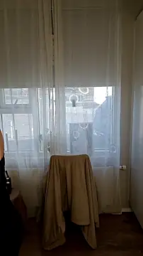 Snapshot of Bella_Velour chatting on February 19, 2:46 pm Bella Velour online show from February 19, 2:46 pm