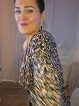 Snapshot of Bella_Velour chatting on March 2, 6:14 am Bella Velour online show from March 2, 6:14 am