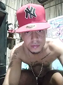 Snapshot of Eduardo_vega123 chatting on February 15, 8:13 am Eduardo vega123 online show from February 15, 8:13 am