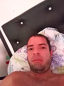 Snapshot of Richard241823 chatting on February 11, 2:33 pm Richard241823 online show from February 11, 2:33 pm
