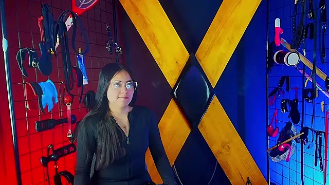 Candyqueen bdsm  online show from March 20, 3:39 pm