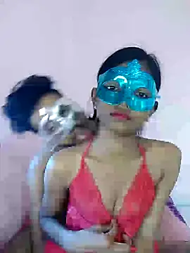 Snapshot of Anku11122 chatting on February 8, 10:18 am Anku11122 online show from February 8, 10:18 am