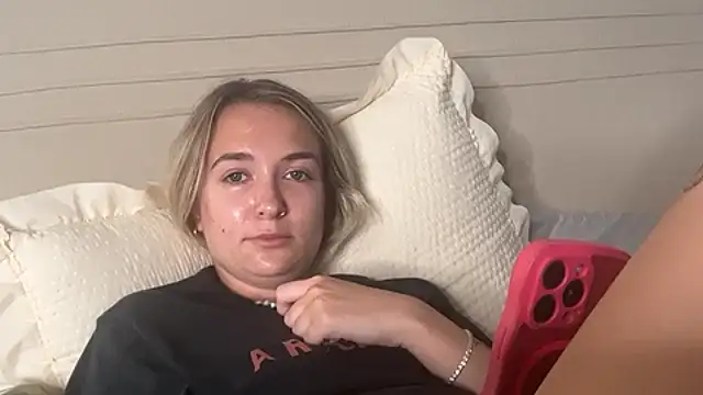 kelseyblu online show from May 25, 11:55 pm