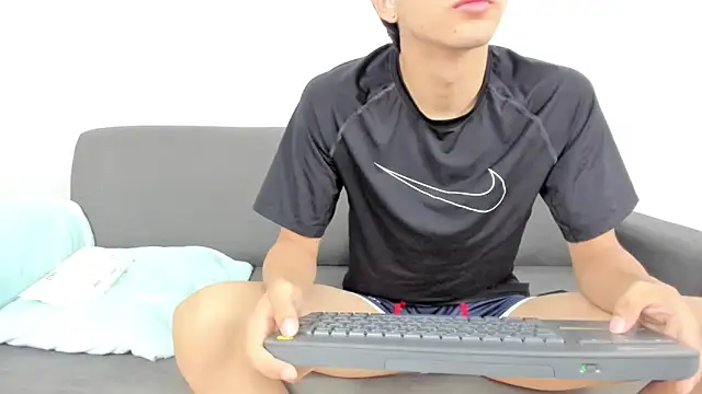 Snapshot of Steerlingxvx chatting on February 18, 2:02 pm Steerlingxvx online show from February 18, 2:02 pm