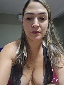 Snapshot of Grecia00x chatting on April 25, 1:52 am Grecia00x online show from April 25, 1:52 am
