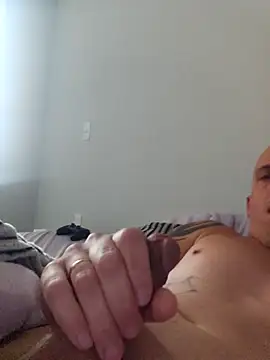 Snapshot of superhotpapi chatting on March 3, 9:42 pm superhotpapi online show from March 3, 9:42 pm