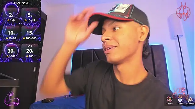 Snapshot of StellayDrake chatting on February 17, 1:40 pm StellayDrake online show from February 17, 1:40 pm