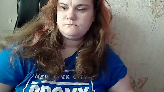 Snapshot of DollyGersoon chatting on February 15, 7:38 am DollyGersoon online show from February 15, 7:38 am