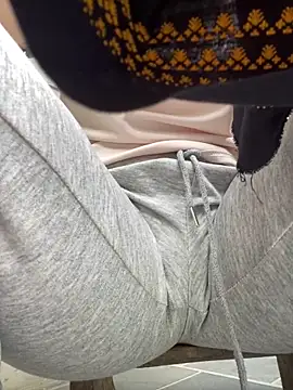 Snapshot of Myimy chatting on March 25, 2:17 am Myimy online show from March 25, 2:17 am