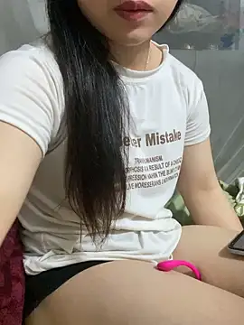 Snapshot of Myimy chatting on April 2, 1:20 pm Myimy online show from April 2, 1:20 pm