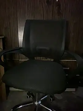 Snapshot of Myimy chatting on April 5, 7:38 am Myimy online show from April 5, 7:38 am