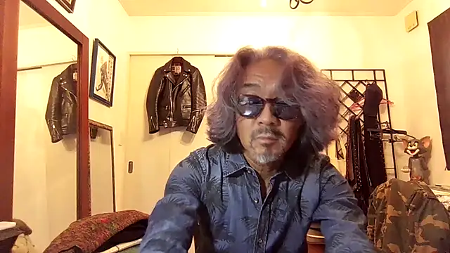 Snapshot of MtaS1 chatting on February 20, 6:26 am MtaS1 online show from February 20, 6:26 am