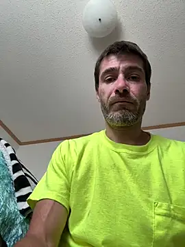 Snapshot of tommattsonn chatting on June 30, 1:34 pm tommattsonn online show from June 30, 1:34 pm