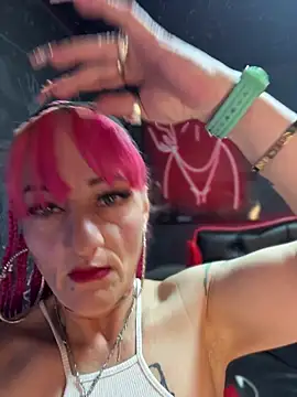 Karolaiin LS online show from February 4, 7:53 pm