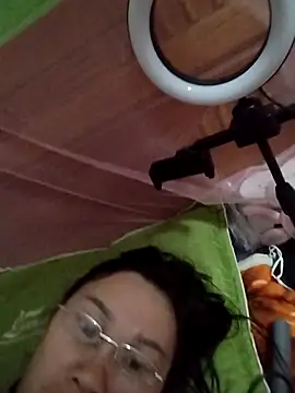 Snapshot of miko_nyan2006 chatting on February 21, 12:00 am miko nyan2006 online show from February 21, 12:00 am