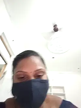 Snapshot of Tamil_Hot_Nisha chatting on February 18, 6:26 pm Tamil Hot Nisha online show from February 18, 6:26 pm