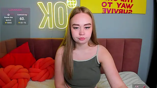 Snapshot of BellaAiry chatting on May 17, 1:47 am BellaAiry online show from May 17, 1:47 am