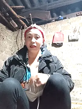 Snapshot of lena-cute chatting on February 11, 1:43 am lena-cute online show from February 11, 1:43 am