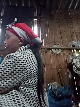 Snapshot of lena-cute chatting on February 22, 12:34 am lena-cute online show from February 22, 12:34 am