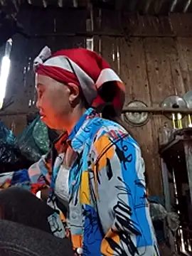 Snapshot of lena-cute chatting on February 25, 11:58 pm lena-cute online show from February 25, 11:58 pm