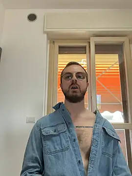 ItalianAlex online show from June 15, 9:44 am