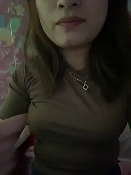 Snapshot of yuii-717 chatting on February 21, 7:09 am yuii-717 online show from February 21, 7:09 am