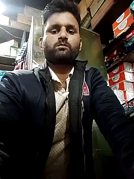 Snapshot of sos-boy chatting on February 15, 1:20 pm sos-boy online show from February 15, 1:20 pm