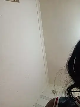 loveofpetitegirls34 online show from April 25, 8:28 am