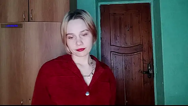 Snapshot of MillyVillage chatting on February 3, 12:43 pm MillyVillage online show from February 3, 12:43 pm