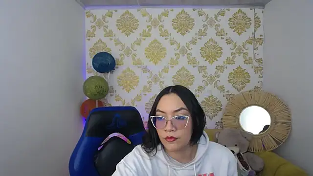 Snapshot of ALISS_M_ chatting on February 23, 9:12 pm ALISS M online show from February 23, 9:12 pm