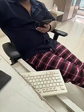 Rah0091 online show from April 2, 6:55 am