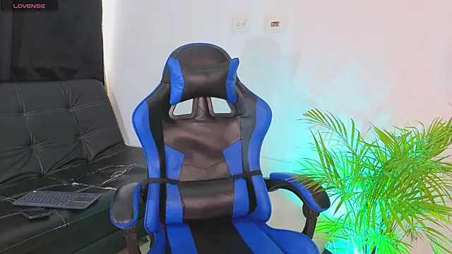  sol cute online show from February 17, 12:45 pm