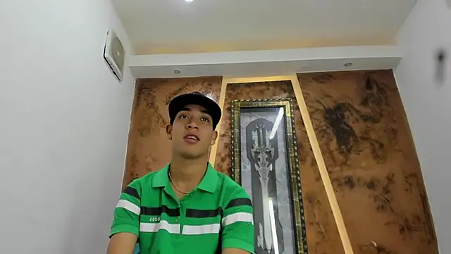 David Bigcock20 online show from February 18, 7:43 pm