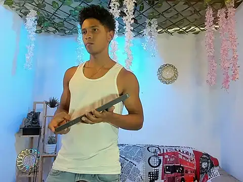 Yoel hot2004 online show from February 10, 7:40 pm